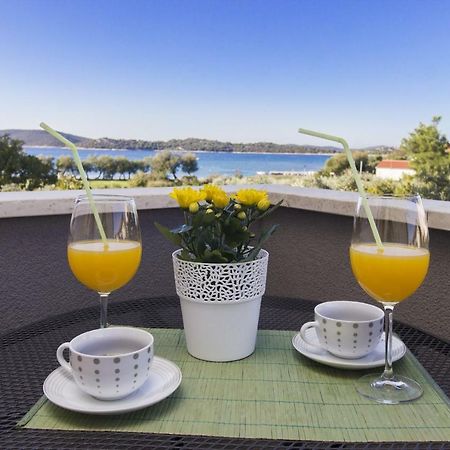 Apartmani Gabriella Vodice Eksteriør billede