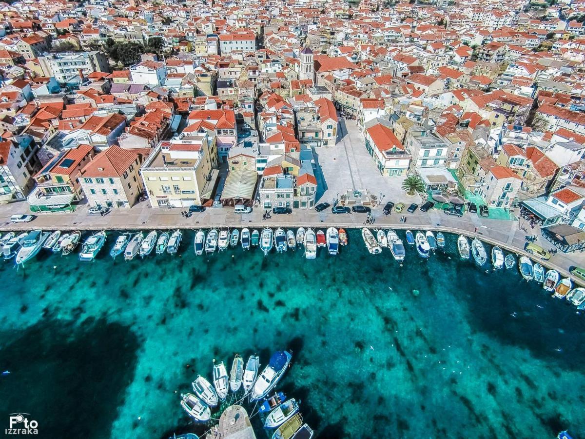 Apartmani Gabriella Vodice Eksteriør billede